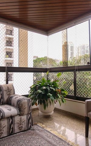 Apartamento à venda com 185m², 4 quartos e 3 vagas