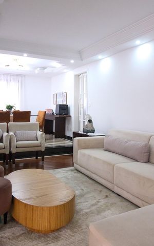 Apartamento à venda com 185m², 4 quartos e 3 vagas