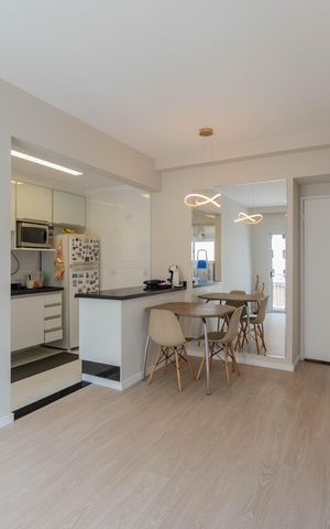 Apartamento à venda com 55m², 2 quartos e 2 vagas Apartamento à venda com 55m², 2 quartos e 2 vagasSala
