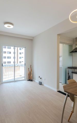 Apartamento à venda com 55m², 2 quartos e 2 vagas Apartamento à venda com 55m², 2 quartos e 2 vagasSala