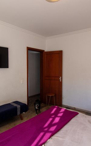 Casa à venda com 290m², 3 quartos e 2 vagas Casa à venda com 290m², 3 quartos e 2 vagasQuarto 2