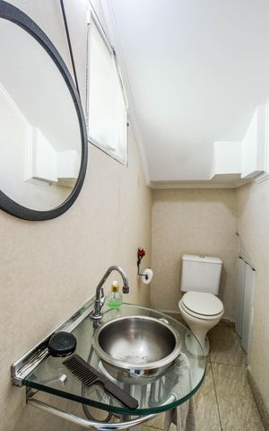 Casa de condomínio à venda com 126m², 3 quartos e 2 vagas Casa de condomínio à venda com 126m², 3 quartos e 2 vagasLavabo
