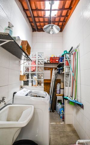 Casa de condomínio à venda com 126m², 3 quartos e 2 vagas Casa de condomínio à venda com 126m², 3 quartos e 2 vagasÁrea de Serviço