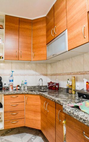 Casa de condomínio à venda com 126m², 3 quartos e 2 vagas Casa de condomínio à venda com 126m², 3 quartos e 2 vagasCozinha 1