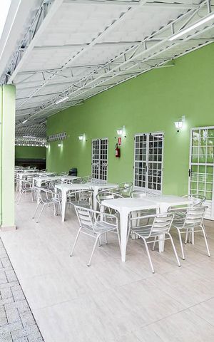 Casa de condomínio à venda com 126m², 3 quartos e 2 vagas Casa de condomínio à venda com 126m², 3 quartos e 2 vagasÁrea comum - Salão de festas