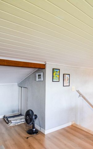 Casa de condomínio à venda com 126m², 3 quartos e 2 vagas Casa de condomínio à venda com 126m², 3 quartos e 2 vagasMezanino