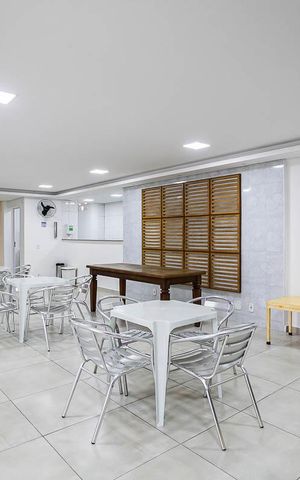 Casa de condomínio à venda com 126m², 3 quartos e 2 vagas Casa de condomínio à venda com 126m², 3 quartos e 2 vagasÁrea comum - Salão de festas
