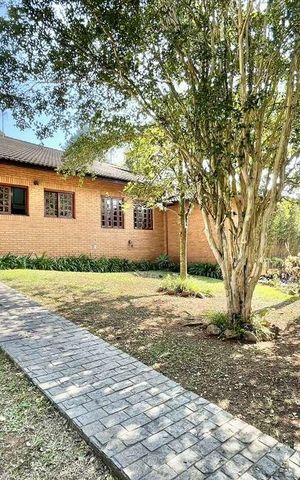 Casa para alugar com 923m², 5 quartos e 10 vagas