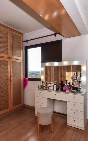 Apartamento à venda com 145m², 1 quarto e 2 vagasArmário da Suíte 