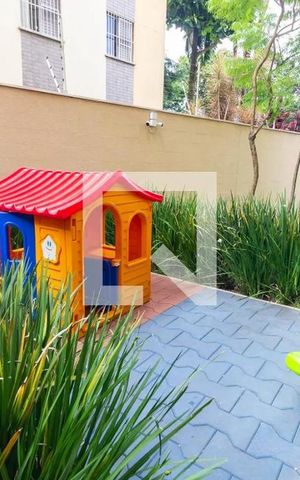 Apartamento à venda com 37m², 1 quarto e sem vaga Apartamento à venda com 37m², 1 quarto e sem vagaÁrea comum - Playground