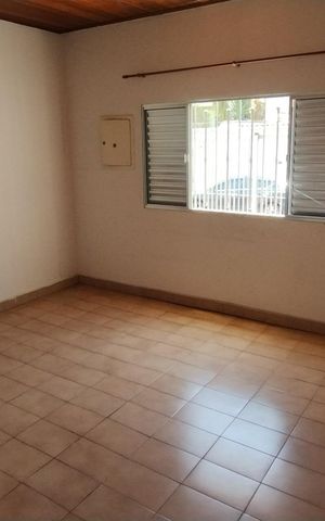 Casa à venda com 100m², 3 quartos e 2 vagas