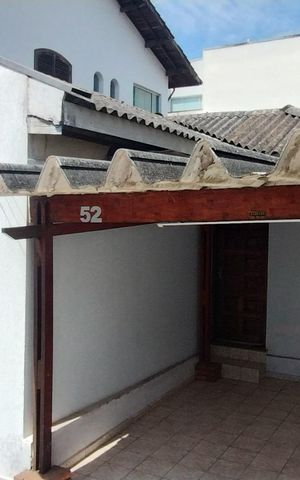 Casa à venda com 100m², 3 quartos e 2 vagas