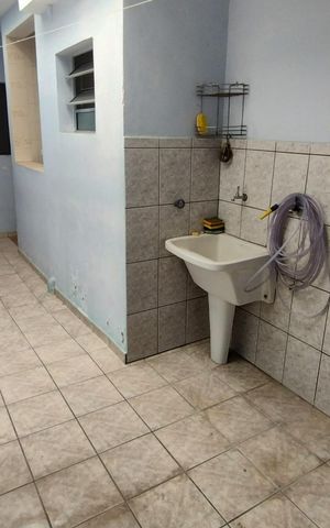 Casa à venda com 100m², 3 quartos e 2 vagas