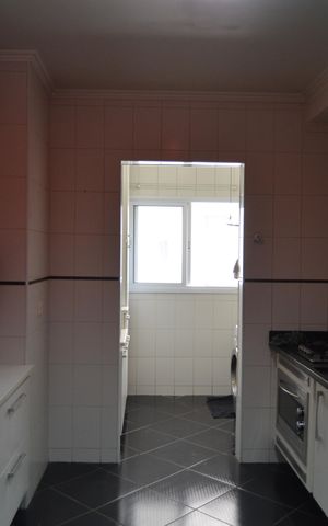 Apartamento à venda com 86m², 3 quartos e 2 vagasCozinha