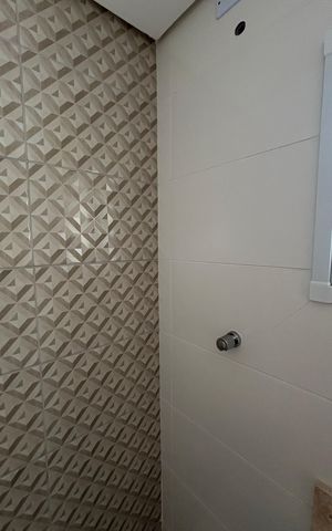 Apartamento para alugar com 78m², 2 quartos e 1 vaga Apartamento para alugar com 78m², 2 quartos e 1 vagaBanheiro da Suíte