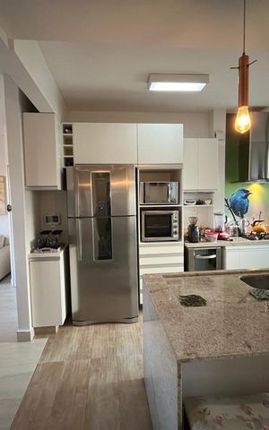 Apartamento à venda com 230m², 3 quartos e 3 vagas