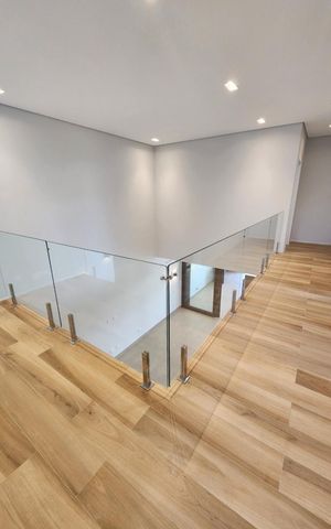 Casa de condomínio à venda com 270m², 4 quartos e 4 vagas