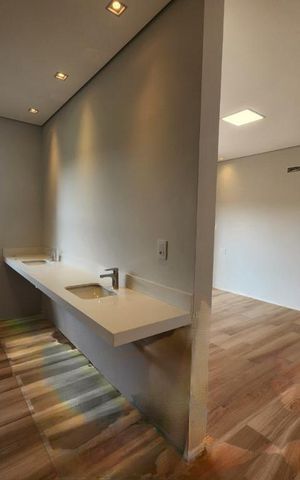 Casa de condomínio à venda com 270m², 4 quartos e 4 vagas