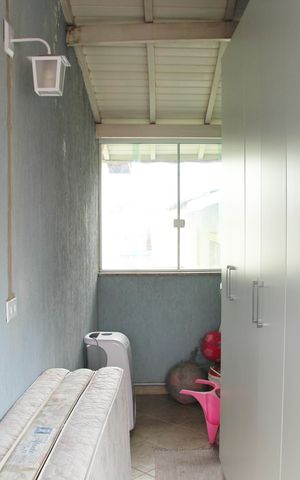 Casa à venda com 130m², 3 quartos e 2 vagasVaranda da Suíte 