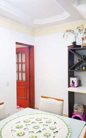 Casa à venda com 130m², 3 quartos e 2 vagas Casa à venda com 130m², 3 quartos e 2 vagasSala de Jantar