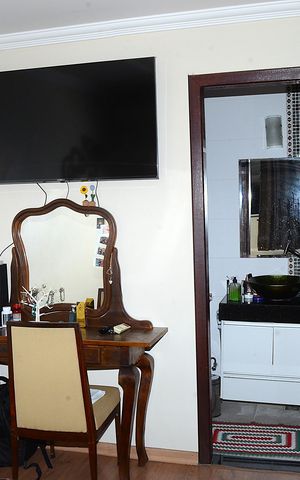 Casa à venda com 200m², 5 quartos e 5 vagasQuarto 2 - Suíte