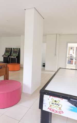 Apartamento para alugar com 65m², 2 quartos e 1 vagaÁrea comum - Sala de jogos
