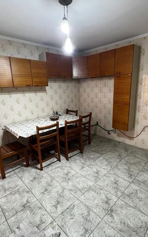 Casa à venda com 123m², 2 quartos e 2 vagas