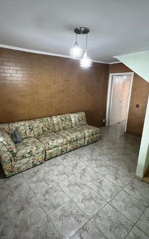 Casa à venda com 123m², 2 quartos e 2 vagas