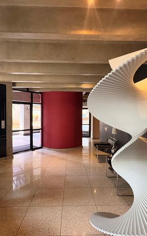 Apartamento à venda com 350m², 4 quartos e 3 vagas Apartamento à venda com 350m², 4 quartos e 3 vagasHall social