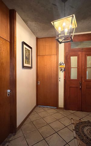 Apartamento à venda com 350m², 4 quartos e 3 vagas Apartamento à venda com 350m², 4 quartos e 3 vagasHall de entrada