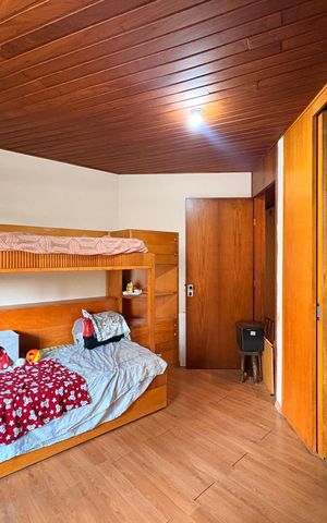 Apartamento à venda com 350m², 4 quartos e 3 vagas Apartamento à venda com 350m², 4 quartos e 3 vagasSuite 2