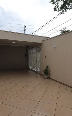 Casa à venda com 163m², 3 quartos e 2 vagasGaragem