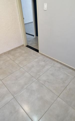Casa à venda com 77m², 2 quartos e 3 vagasSala 2