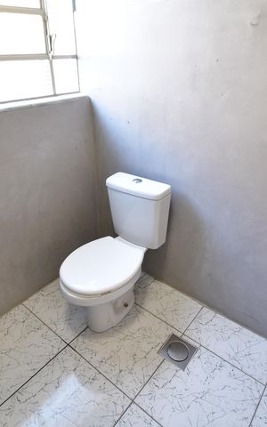 Casa à venda com 77m², 2 quartos e 3 vagasLavabo