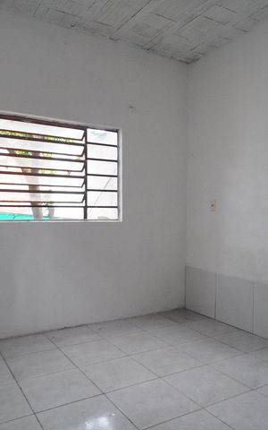 Casa à venda com 390m², 4 quartos e 1 vagaQuarto