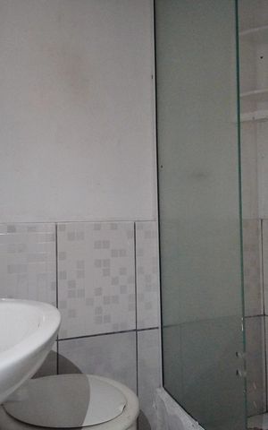 Casa à venda com 390m², 4 quartos e 1 vagaBanheiro