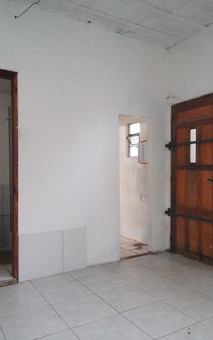 Casa à venda com 390m², 4 quartos e 1 vagaQuarto
