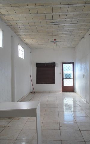 Casa à venda com 390m², 4 quartos e 1 vagaSala/Cozinha