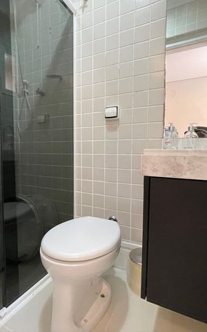 Casa à venda com 171m², 4 quartos e 2 vagas Casa à venda com 171m², 4 quartos e 2 vagasBanheiro 3