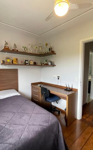 Casa à venda com 171m², 4 quartos e 2 vagas Casa à venda com 171m², 4 quartos e 2 vagasQuarto 1