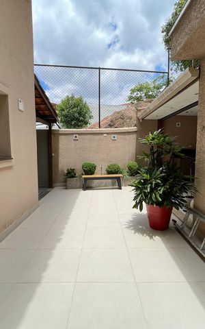 Casa à venda com 171m², 4 quartos e 2 vagas Casa à venda com 171m², 4 quartos e 2 vagasQuintal