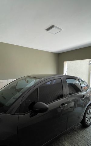 Casa à venda com 171m², 4 quartos e 2 vagas Casa à venda com 171m², 4 quartos e 2 vagasGaragem