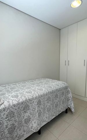 Casa à venda com 171m², 4 quartos e 2 vagas Casa à venda com 171m², 4 quartos e 2 vagasQuarto 4