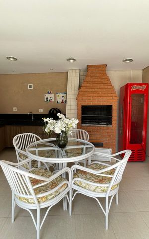 Casa à venda com 171m², 4 quartos e 2 vagas Casa à venda com 171m², 4 quartos e 2 vagasChurrasqueira