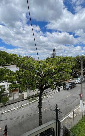 Casa à venda com 171m², 4 quartos e 2 vagas Casa à venda com 171m², 4 quartos e 2 vagasQuarto 1