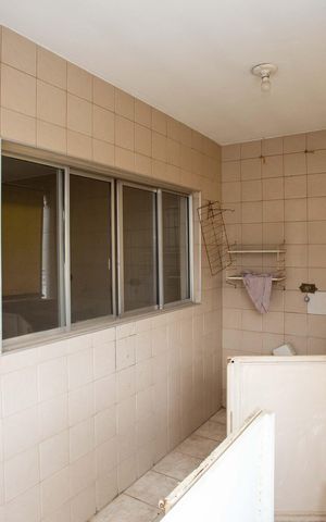 Casa para alugar com 319m², 6 quartos e 1 vagaÁrea de Serviço