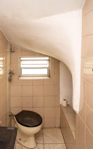 Casa para alugar com 319m², 6 quartos e 1 vagaLavabo