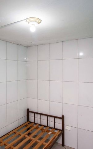 Casa para alugar com 319m², 6 quartos e 1 vagaQuarto 2 Casa 2