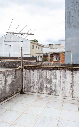 Casa para alugar com 319m², 6 quartos e 1 vagaSacada