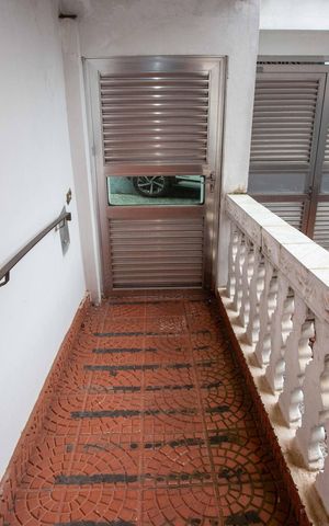 Casa para alugar com 319m², 6 quartos e 1 vagaÁrea comum